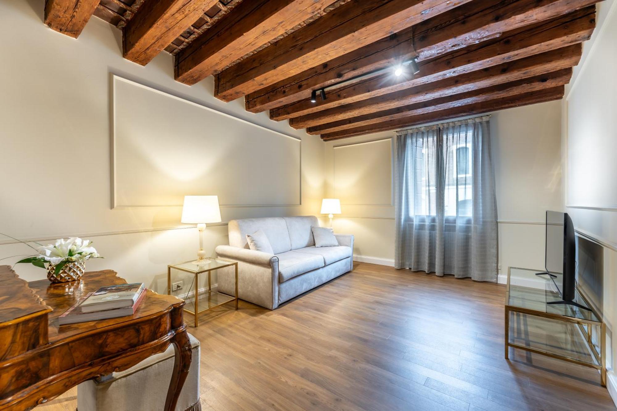 San Vio Palace Luxury Apartamento *