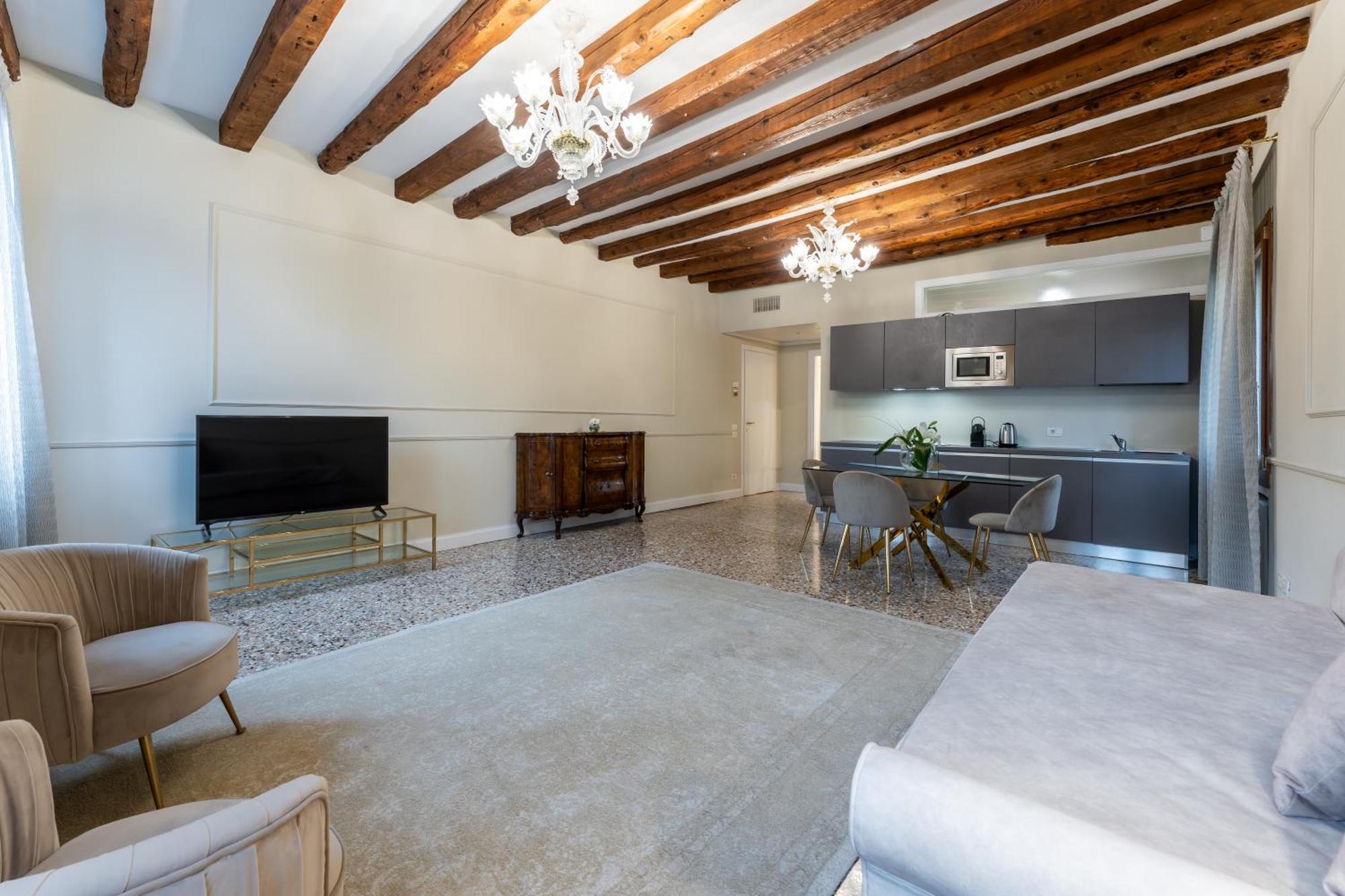 San Vio Palace Luxury Apartamento *